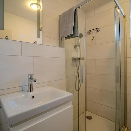 Chrysantihof - 389 Mit Pool & Sauna * 茨维泽尔
